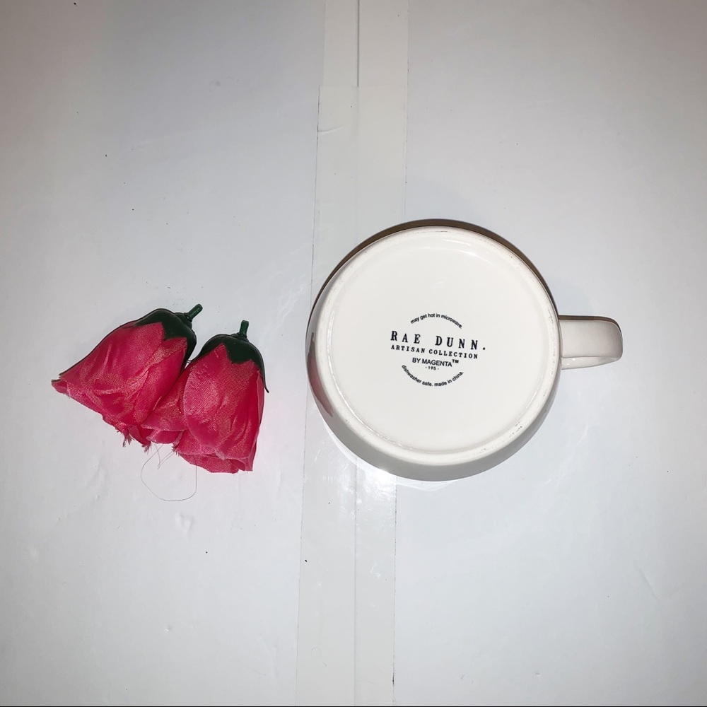 NWT Rae Dunn “LOVE” Mug - Picture 6 of 6